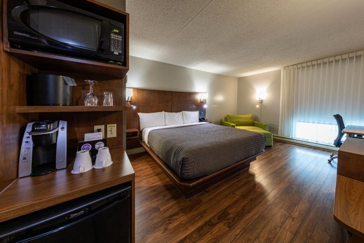 & Normandin Hotel Quebec City