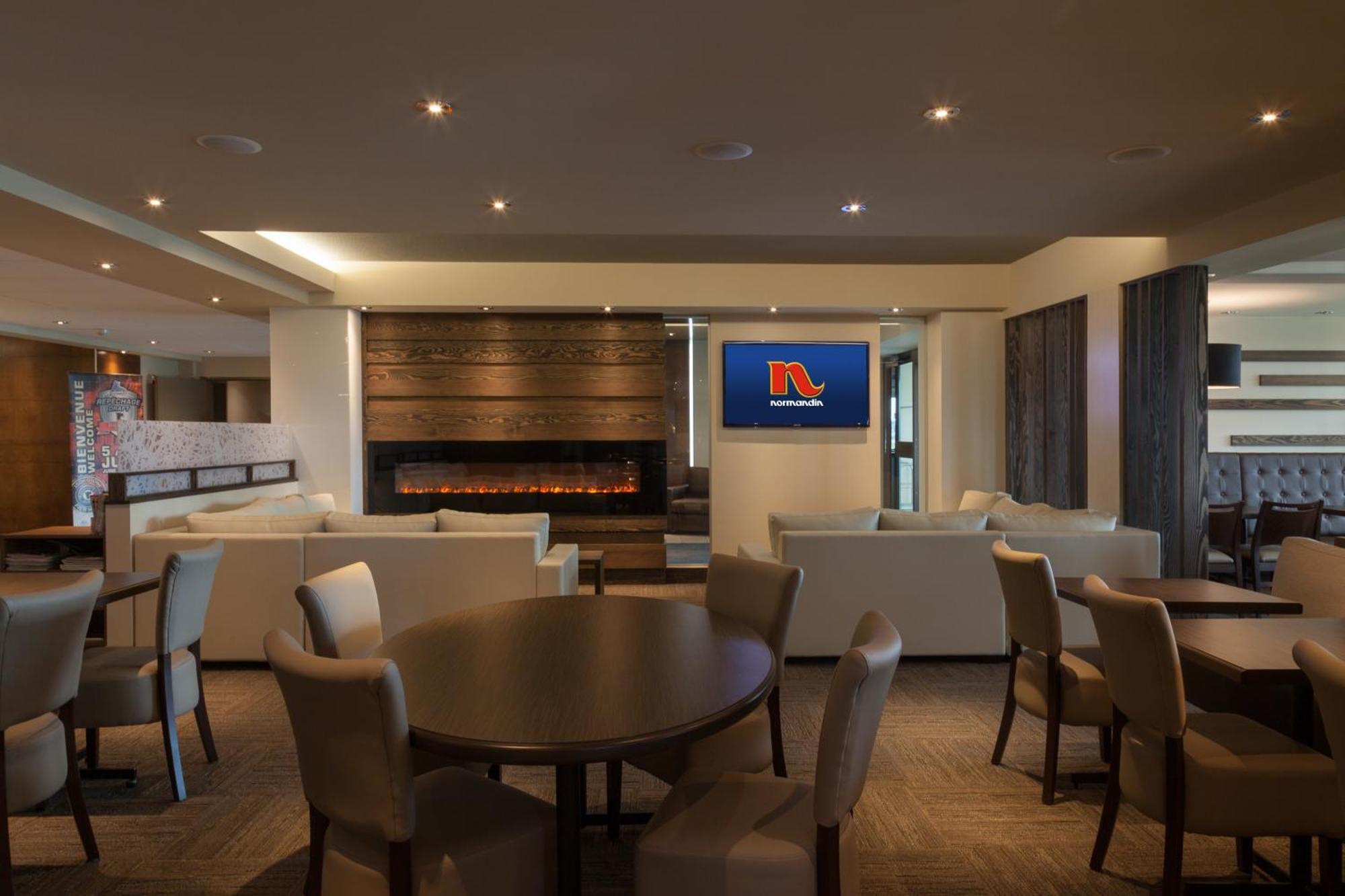 & Normandin Hotel Quebec City