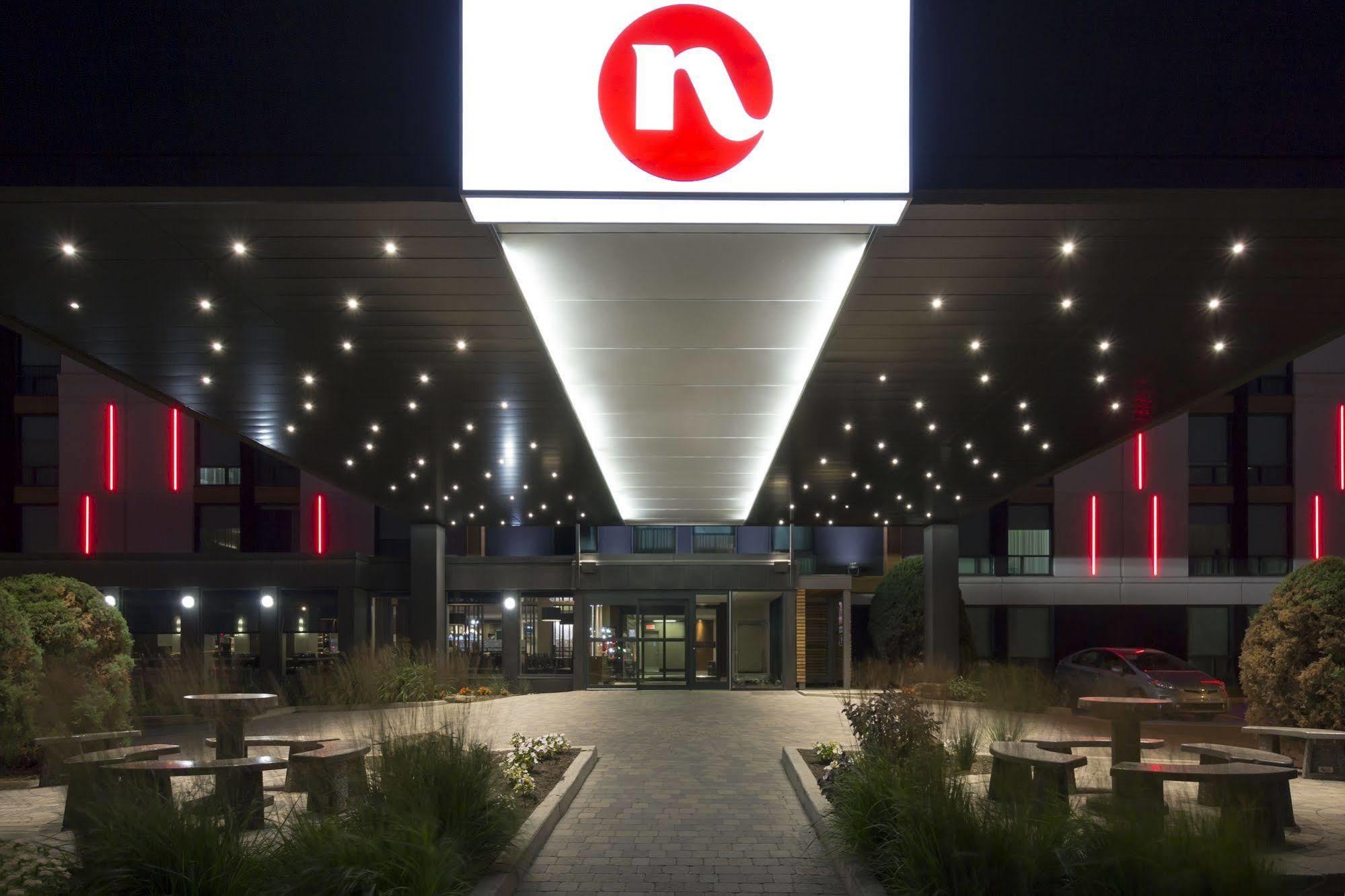Hotel & Normandin Quebec City